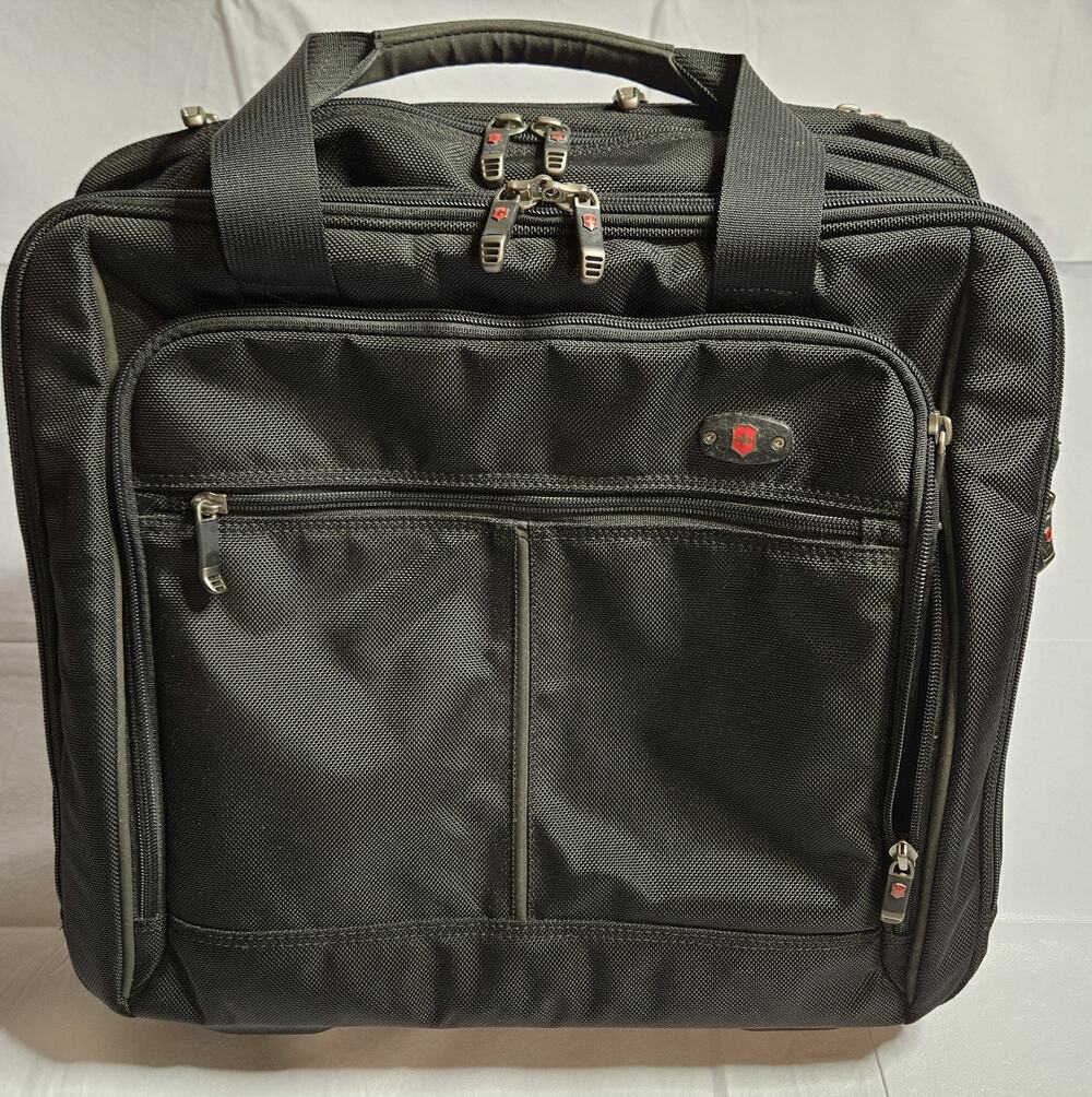 Victorinox Swiss Army Rolling Laptop Briefcase Wheeled Business Travel Bag Black